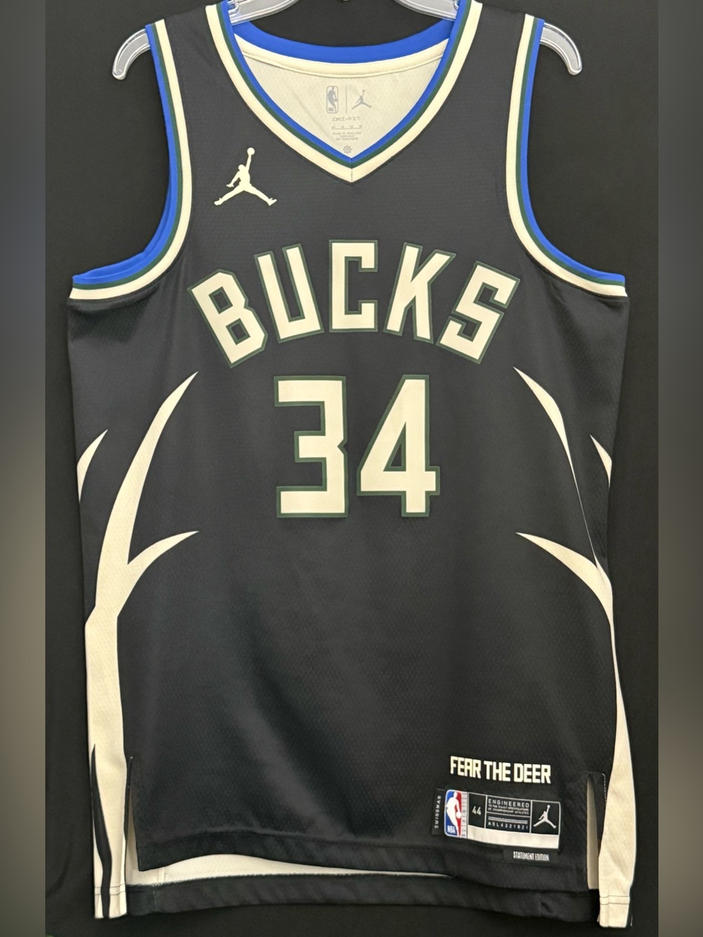 Jordan Giannis Antetokounmpo Milwaukee Bucks #34 Black Swingman Jersey 44 Mens M